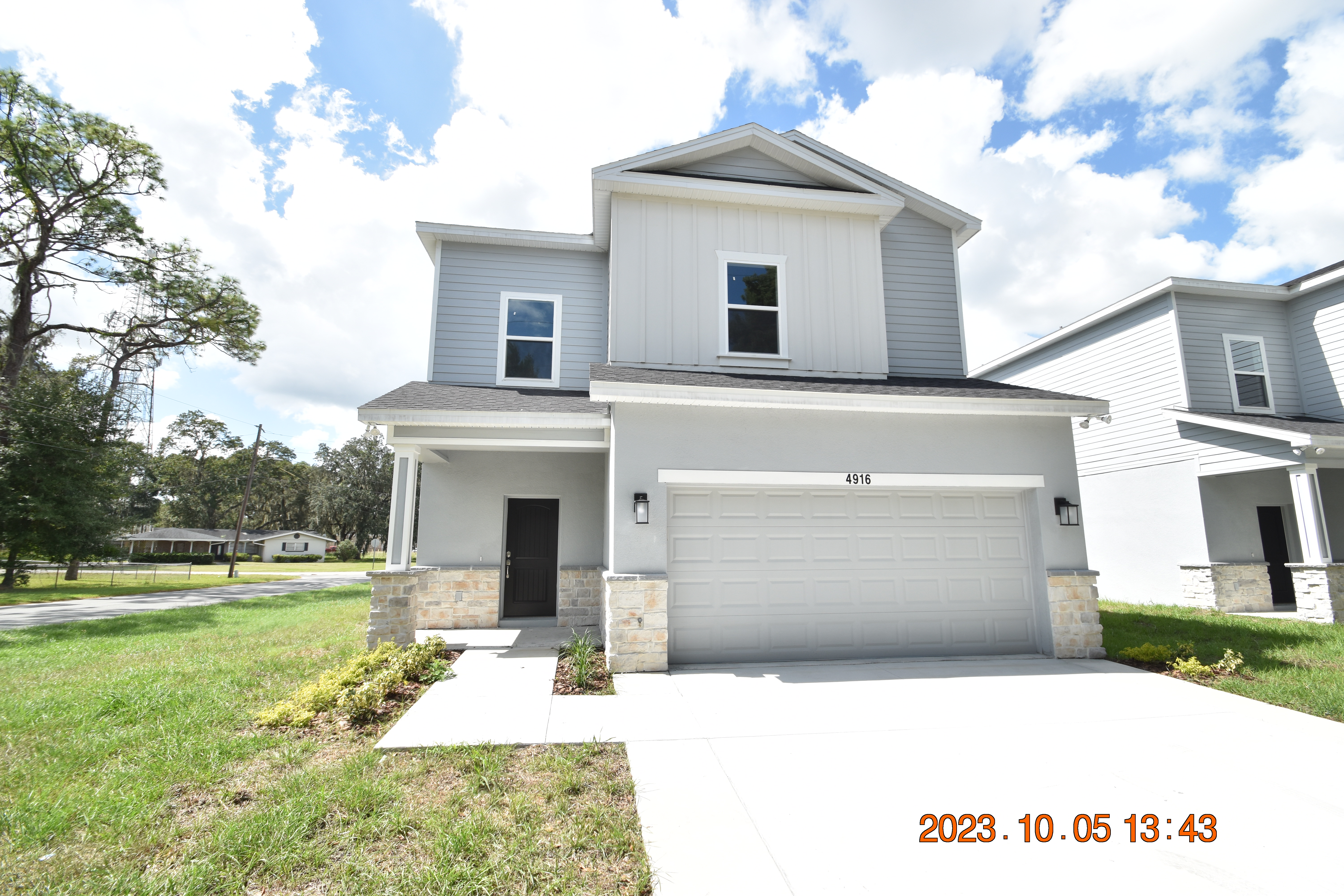 4916 8th Street Zephyrhills, FL 33542  