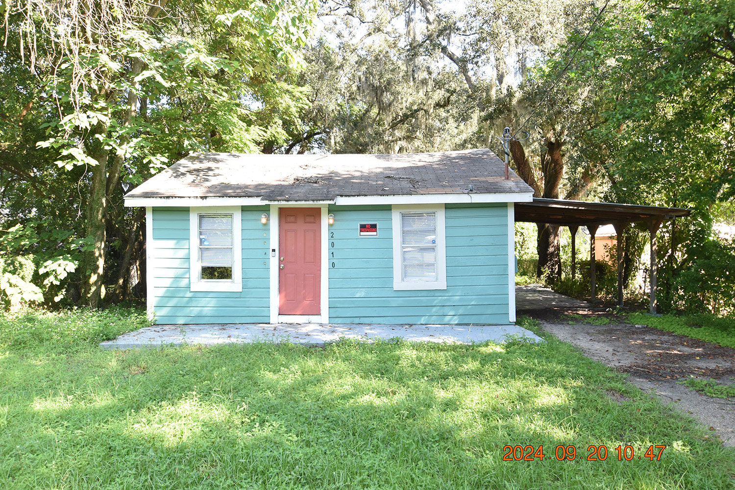 2010 E Yukon St. Tampa, FL 33604